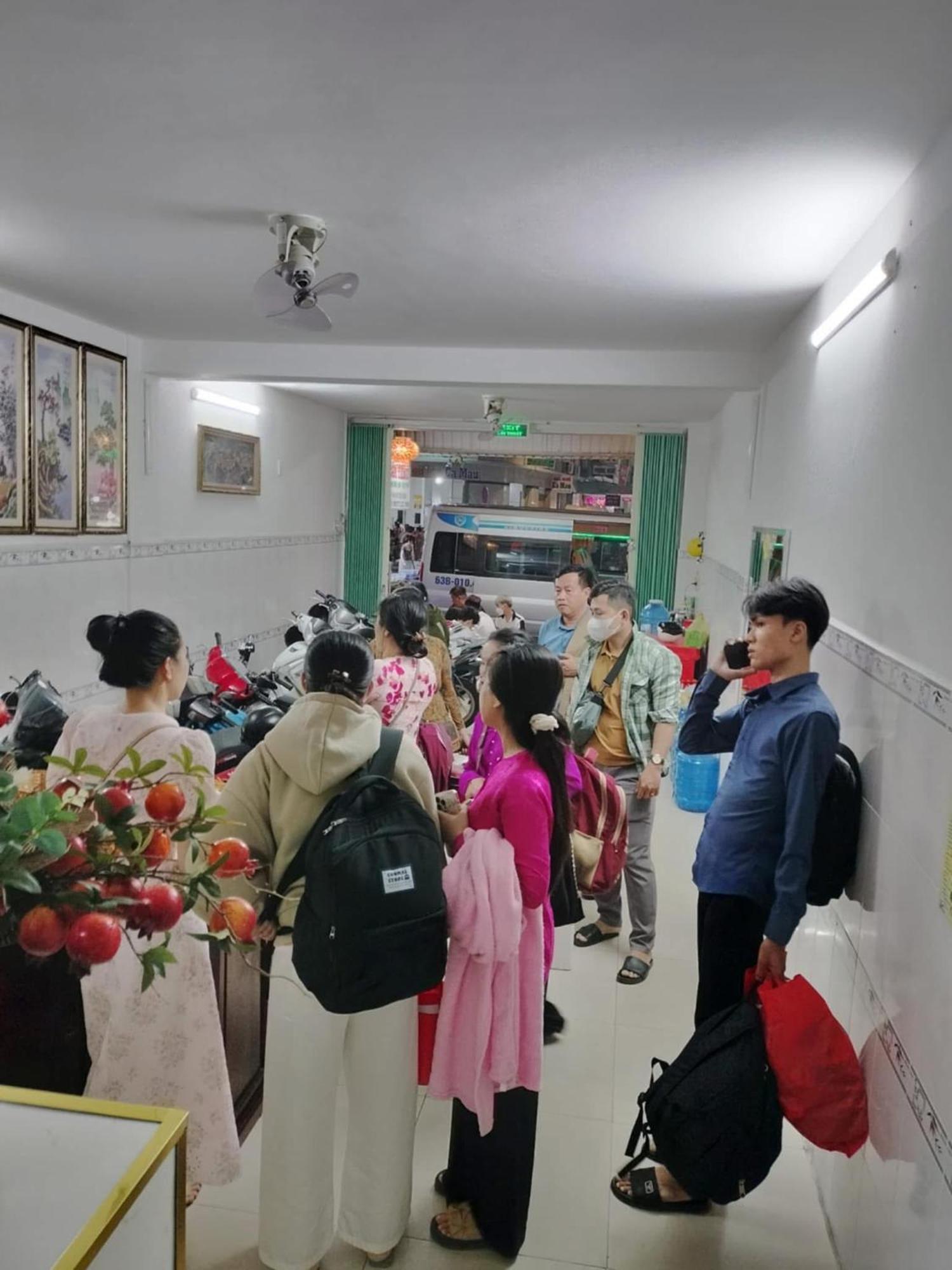 ハティエン Nha Nghi Cam Tien 2ホステル エクステリア 写真