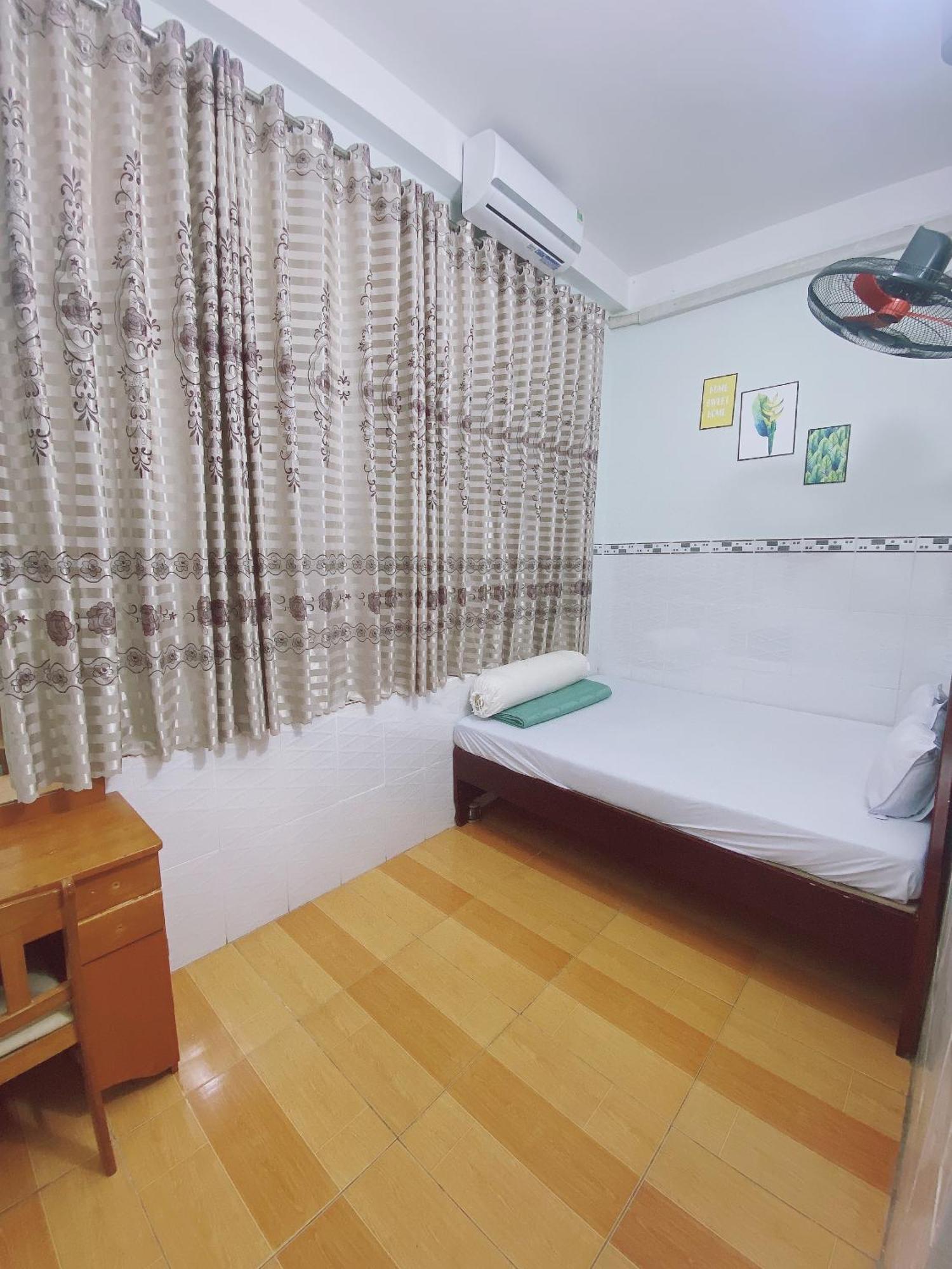 ハティエン Nha Nghi Cam Tien 2ホステル エクステリア 写真